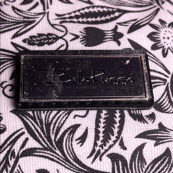 Bella Russo Black White Floral Flower Cosmetic Bag Case NWT - Picture 11 of 13